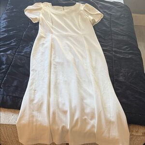Calvin Klein Elegant White Midi Dress